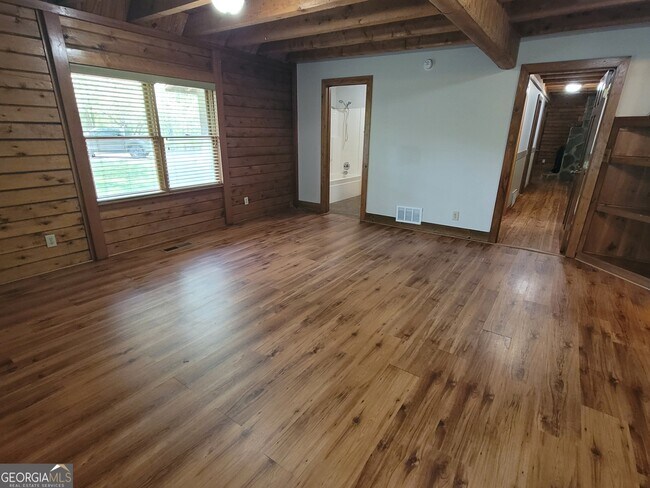 Building Photo - 2391 Booth Cir