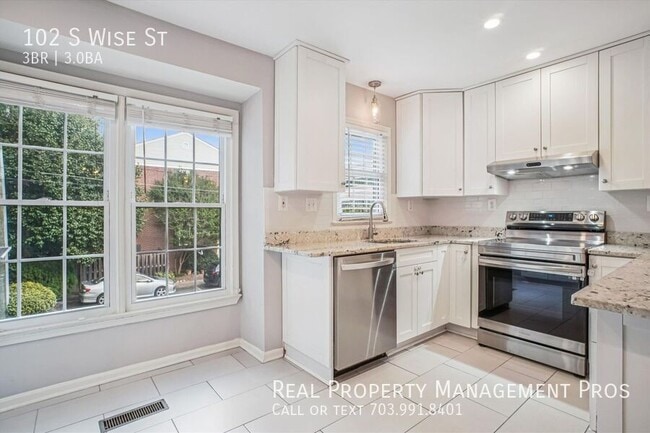 Building Photo - 102 S Wise St