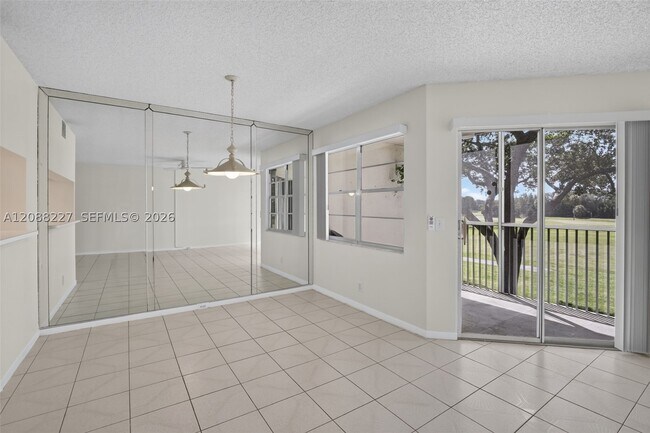 Building Photo - 1200 SW 125th Ave