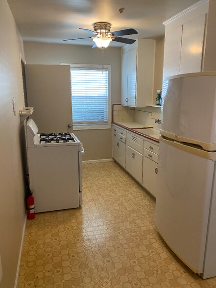 Building Photo - 1129 14th St