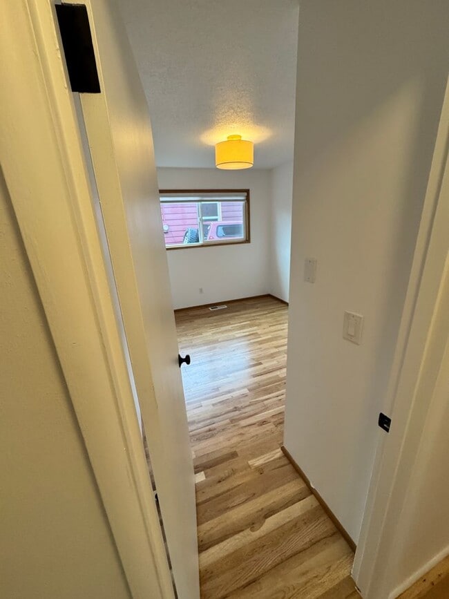 Building Photo - Beautifully remodeled 4 bedroom with ADU! PVT backyard, garage pets ok!