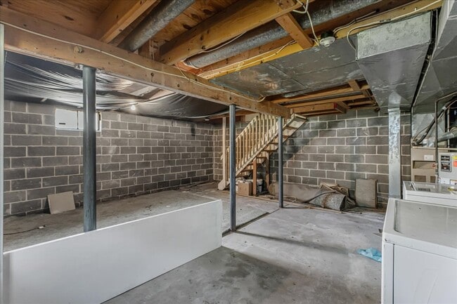 Building Photo - 26 Boro Commons