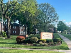 Building Photo - Brooklawn Gardens