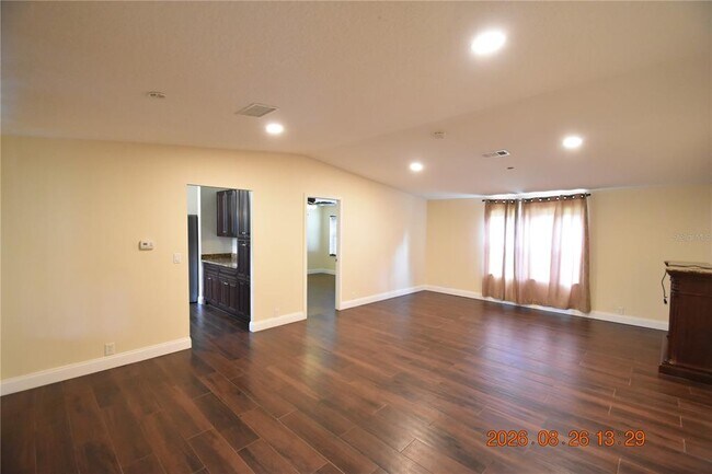 Building Photo - 12106 Waterview Dr