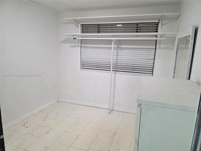 Building Photo - 10629 SW 68th Terrace