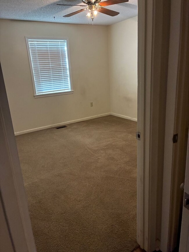 Building Photo - Chef's Kitchen! Large Home on Corner Lot with Spacious Fenced Yard