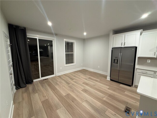 Building Photo - 9452 Belladdie Wy