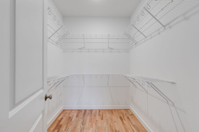 Building Photo - 1017 N 33rd St