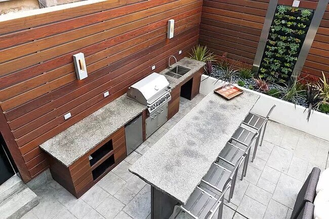 Building Photo - 2874 Harrison-A