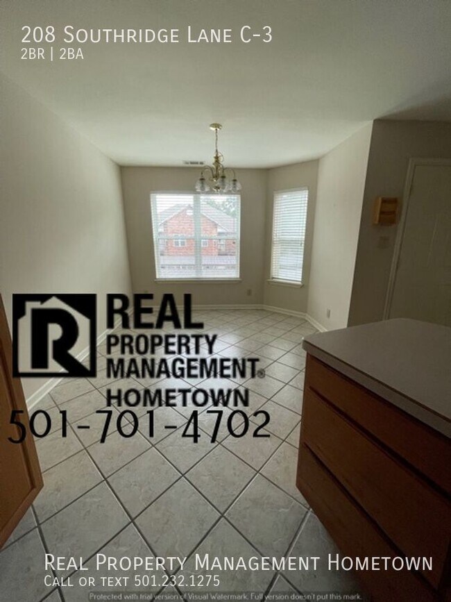 Building Photo - HALF OFF FIRST MONTH! Beautiful and Spacio...