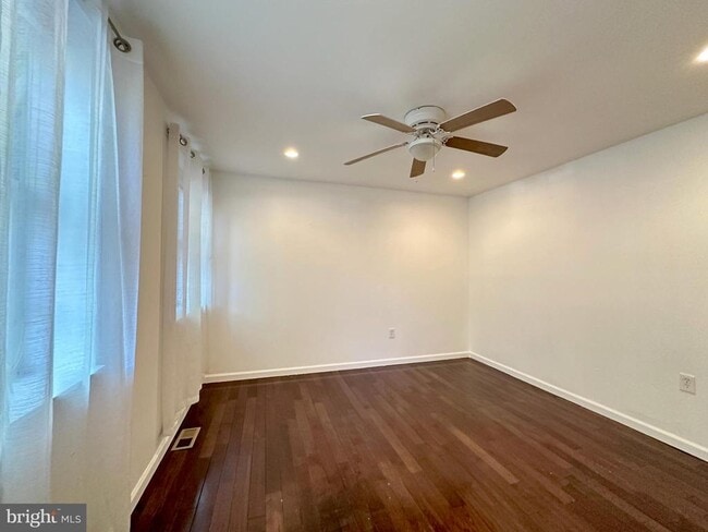 Building Photo - 545 Christian St