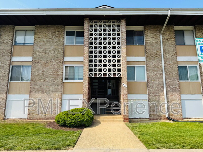 Primary Photo - 559 Wilson Bridge Dr