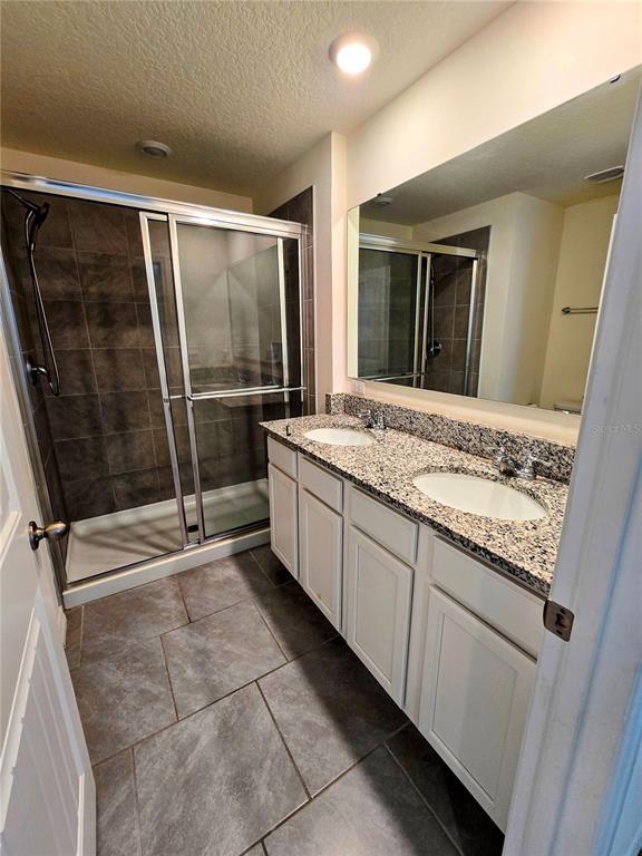 Building Photo - 17101 Water Spring Blvd