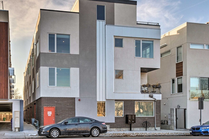 Building Photo - 4545 Tennyson St