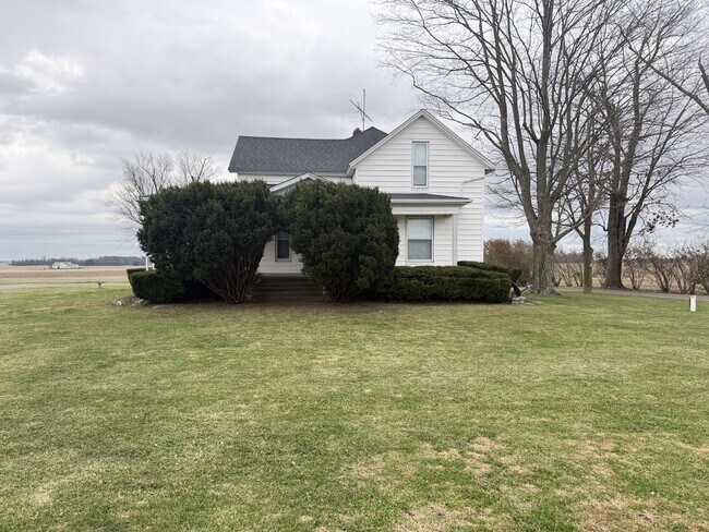 Primary Photo - 4790 Lancaster Thornville Rd NE