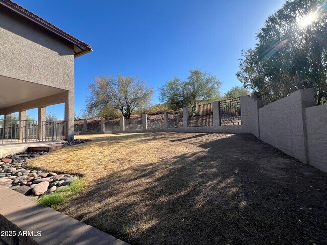 Building Photo - 15230 N Blackbird Dr