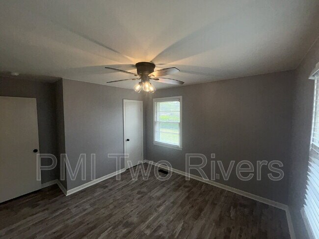 Building Photo - 2639 Woodberry Dr