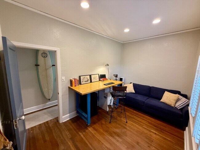 Building Photo - 1253 Magnolia Curve