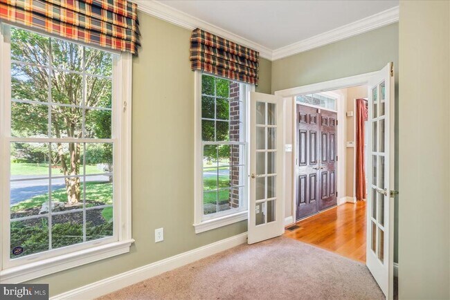 Building Photo - 8931 Falls Farm Dr