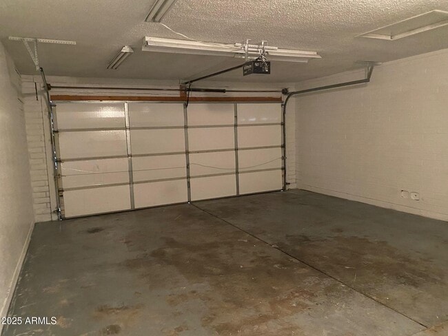 Building Photo - 3431 W Helena Dr