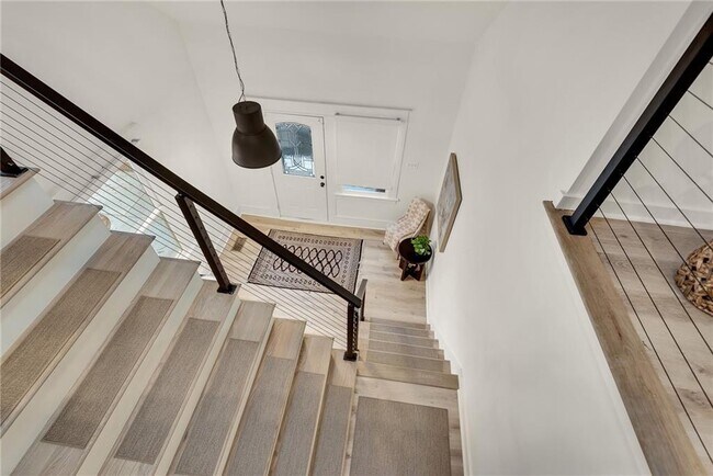 Building Photo - 901 Argonne Ave NE