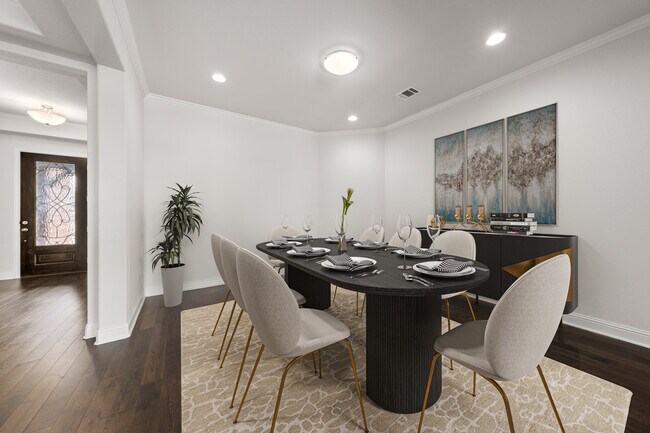 Building Photo - 2308 Paddington Way