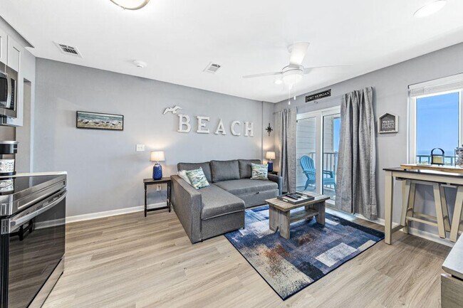 Building Photo - 405 Plantation Rd