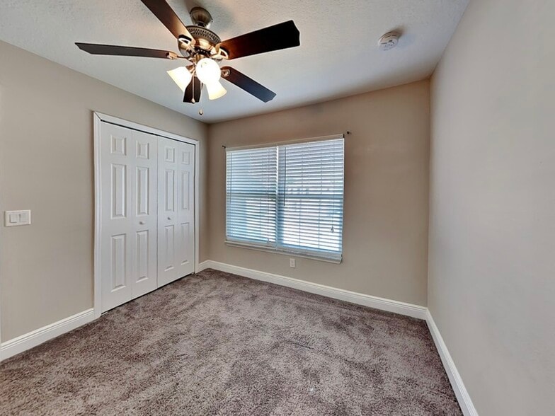 Building Photo - 1333 Salisbury Dr