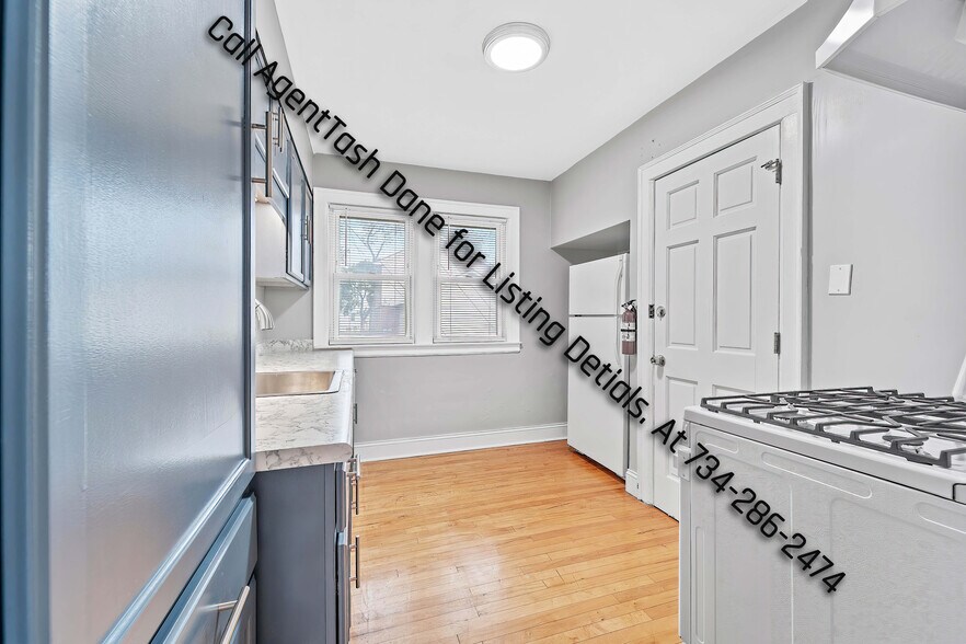 Building Photo - 1524 Cicotte Ave