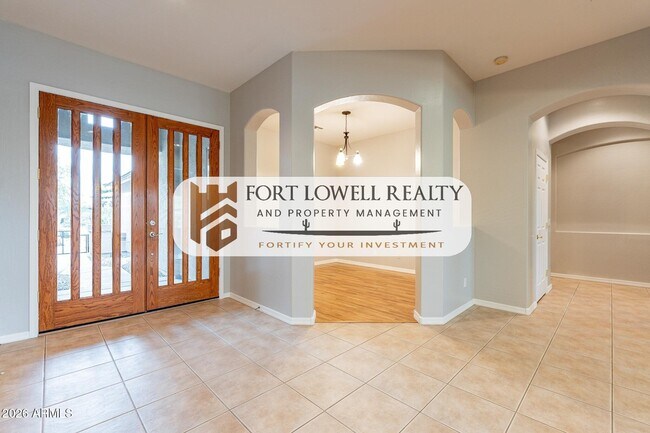 Building Photo - 13354 W San Miguel Ave