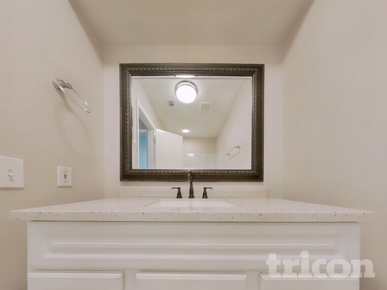 Building Photo - 5907 Misty Meadow St