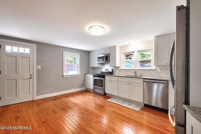 Building Photo - 88 Dutch Lane Rd