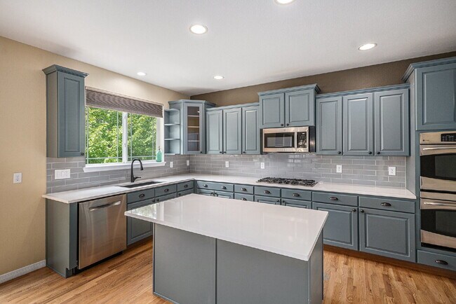Building Photo - 8699 S Addison Way