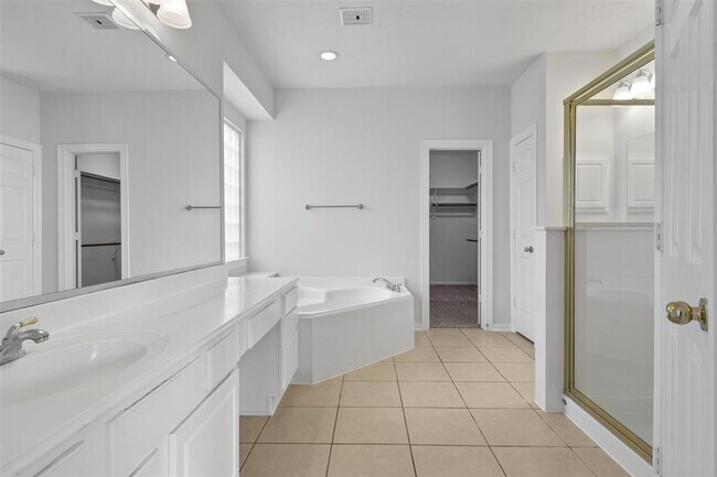 Building Photo - 2126 Fortuna Bella Dr