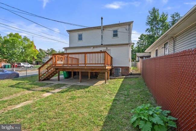Building Photo - 138 Maryland Park Dr