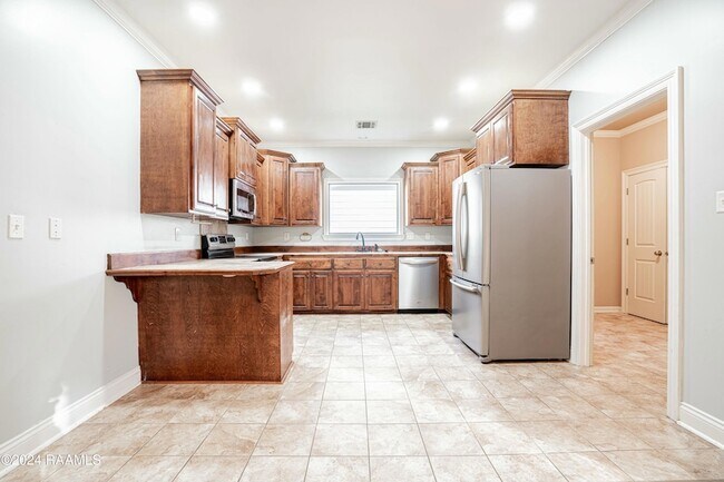 Building Photo - 101 Tara Oak Dr