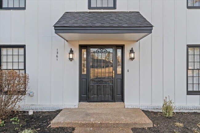 Building Photo - 1361 Poplar Ridge Dr