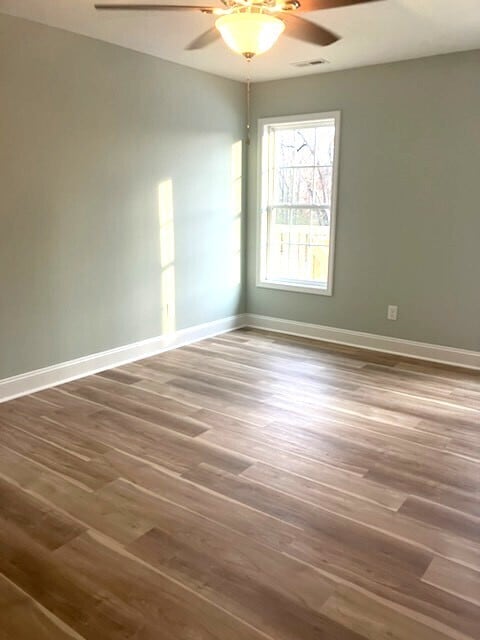 Building Photo - Brand New Beautiful Home with 2 car garage and appls!