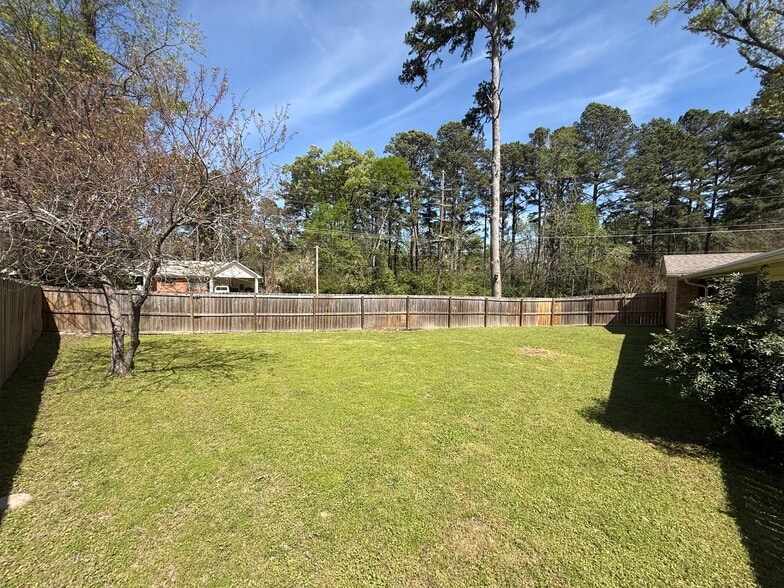 Building Photo - 213 Lafayette Blvd