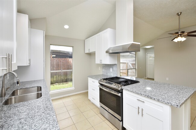 Building Photo - 1814 Brickarbor Dr