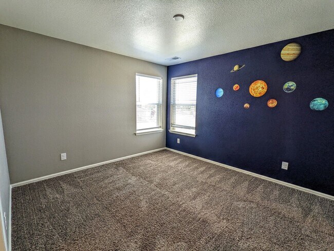 Building Photo - 6152 Gannet Dr