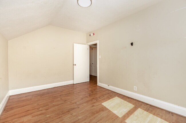 Building Photo - 149 N 2nd St