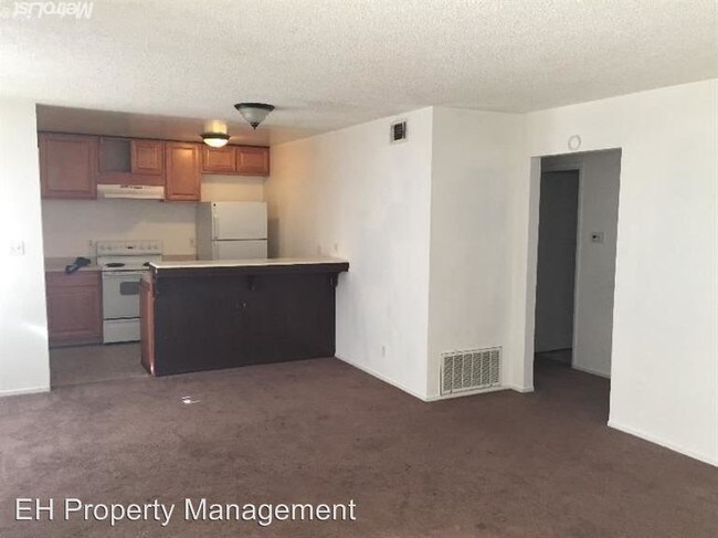 Building Photo - 4415 Greenholme Dr