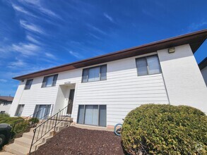 Building Photo - 922 Boston Way