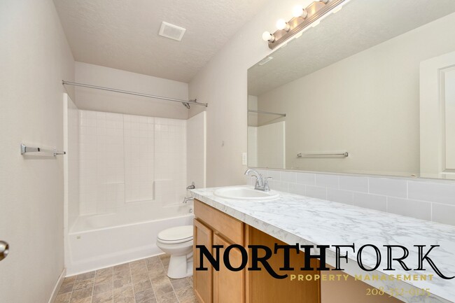 Building Photo - Charming Home for Rent in Caldwell