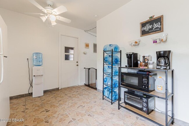 Building Photo - 1509 3rd St