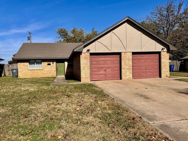 Primary Photo - 9235 E 32nd St