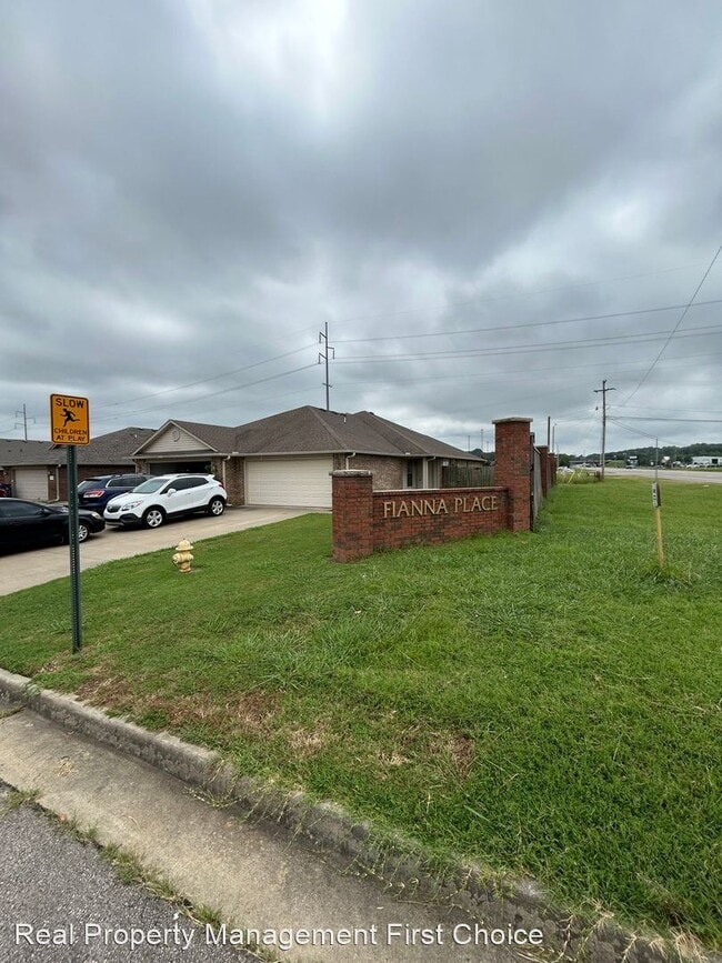 Building Photo - 3 br, 2 bath House - 1200 Fianna Place Court