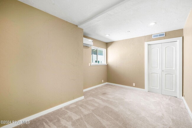 Building Photo - 306 S Virginia St