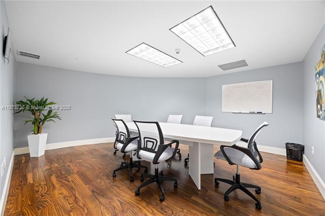 Building Photo - 50 Biscayne Blvd